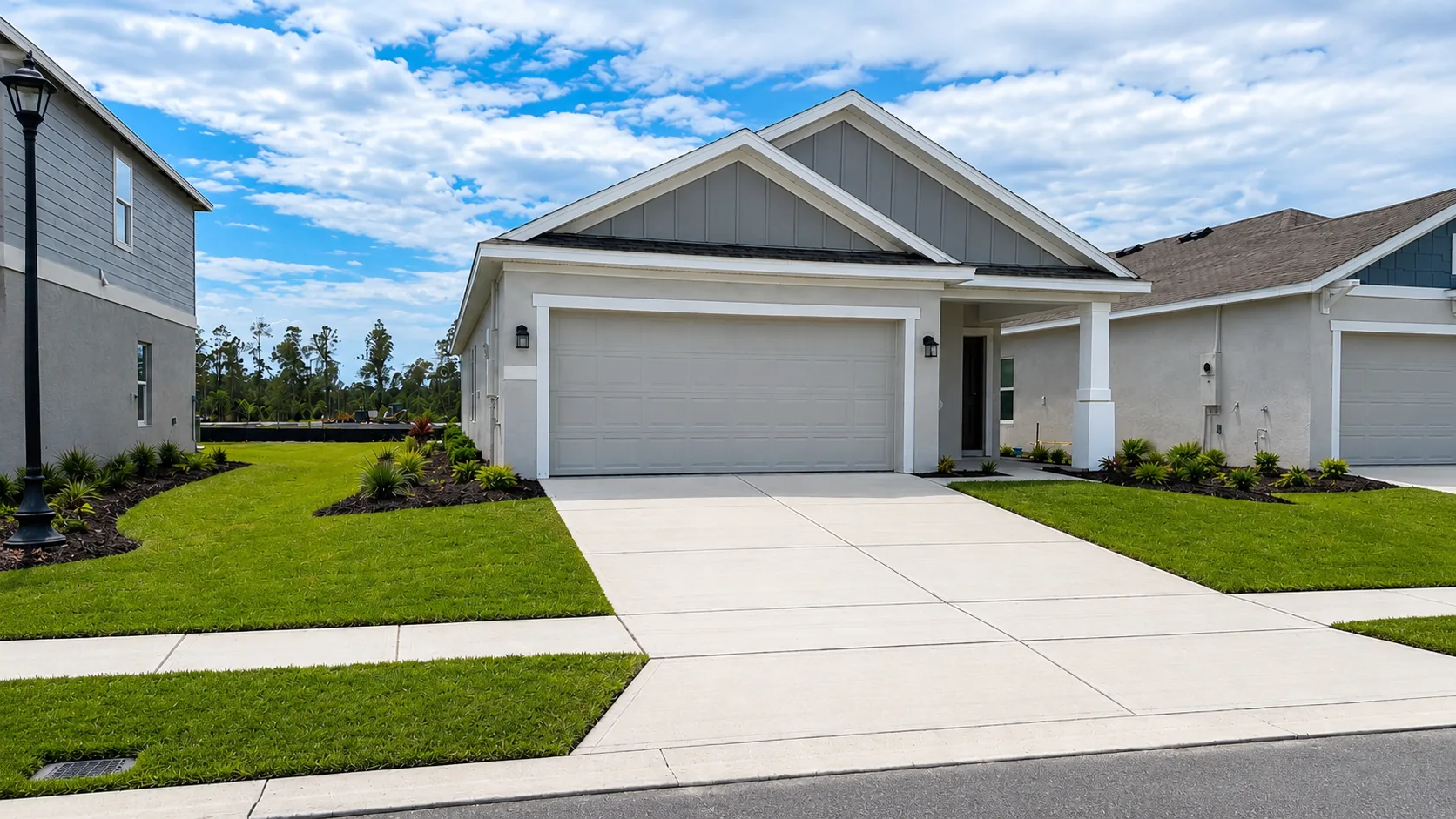 2127 Green Valley Rd, Daytona Beach, FL 32124